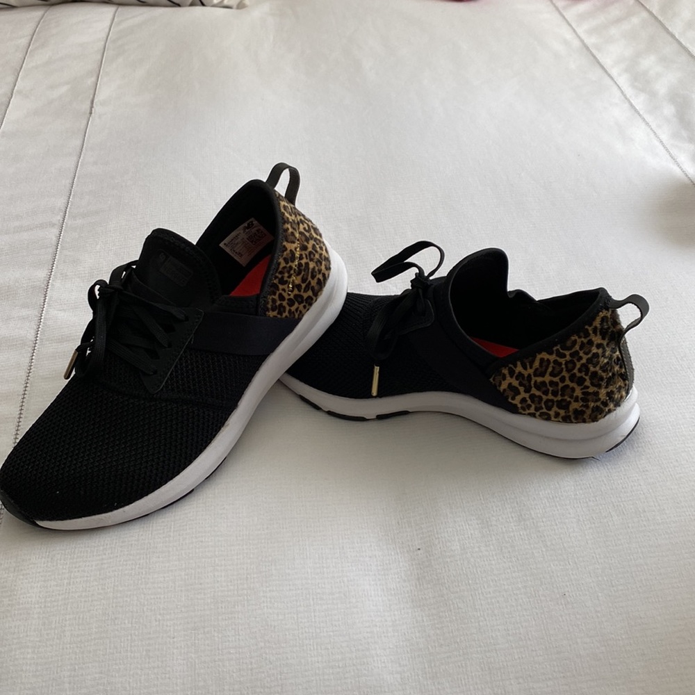 Women's New Balance Sneakers
